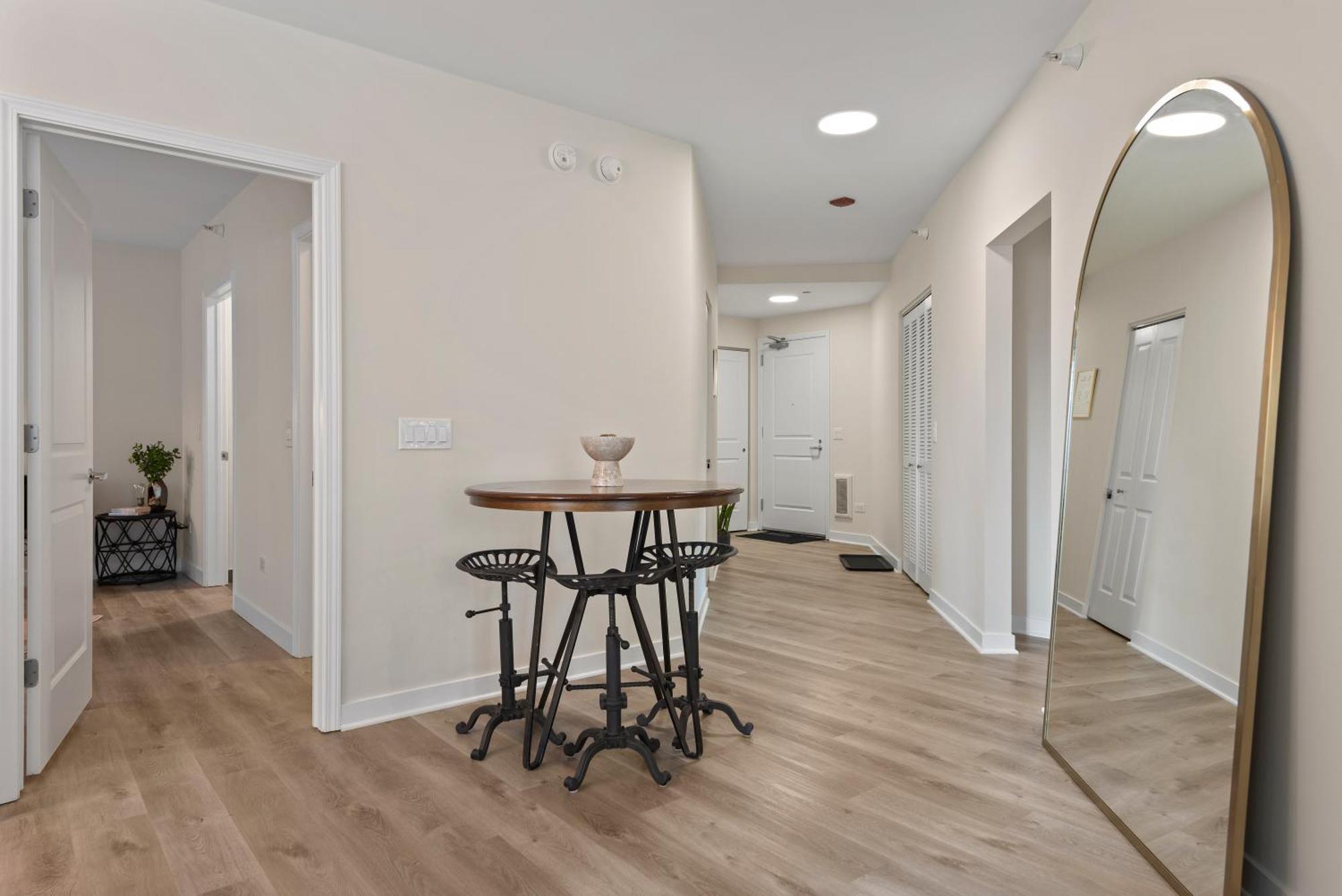 The Bernardin Gold Coast Luxury Apartments Near Magnificent Mile Chicago Buitenkant foto